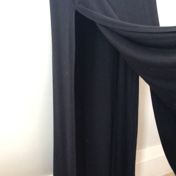 Black double side split long flowing skirt.😍 - Picture 3 of 4